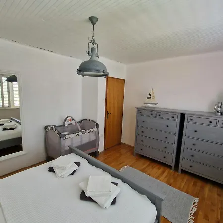 Nautica Casa , Two Terraces, Garden, Bbq, Garage, Centar Of Croatia Hotel 3*