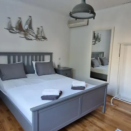 Nautica Casa , Two Terraces, Garden, Bbq, Garage, Centar Of Croatia