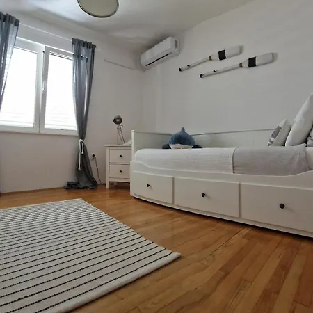 Nautica Casa , Two Terraces, Garden, Bbq, Garage, Centar Of Croatia Hotel 3*